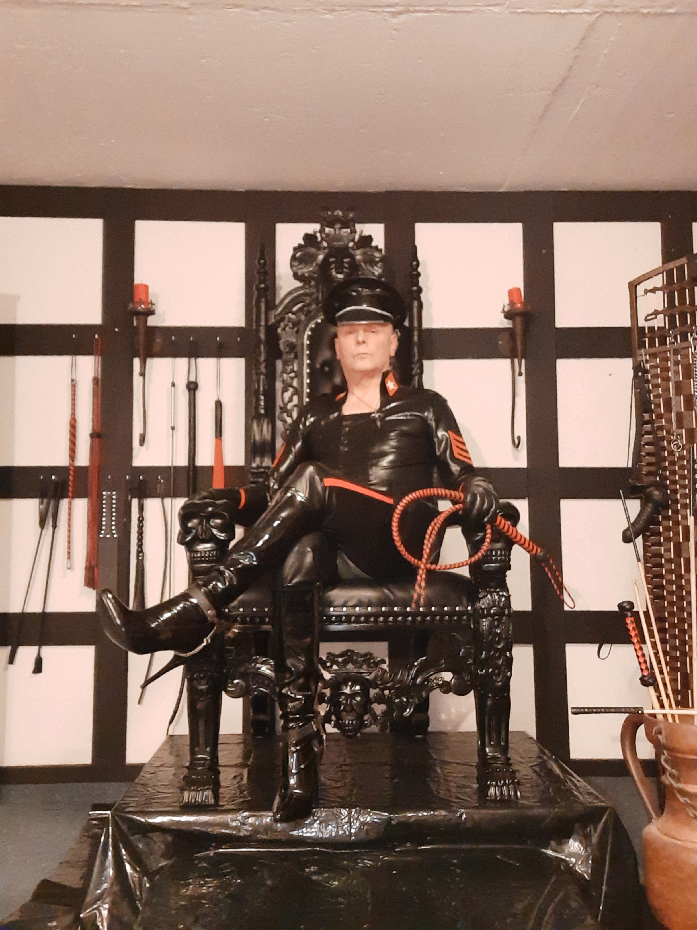 StiefelDomina Profile Picture